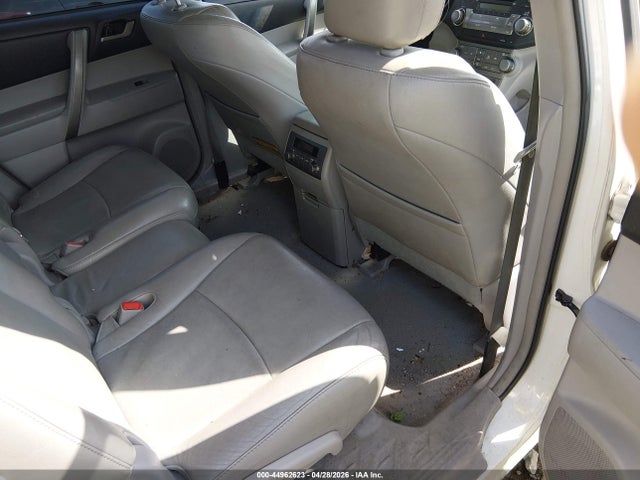 Toyota Highlander Se V6