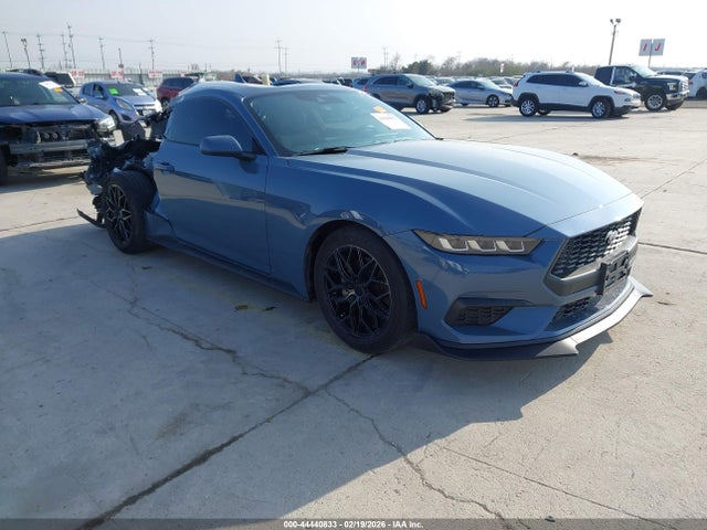 Salvage Ford Mustang Image