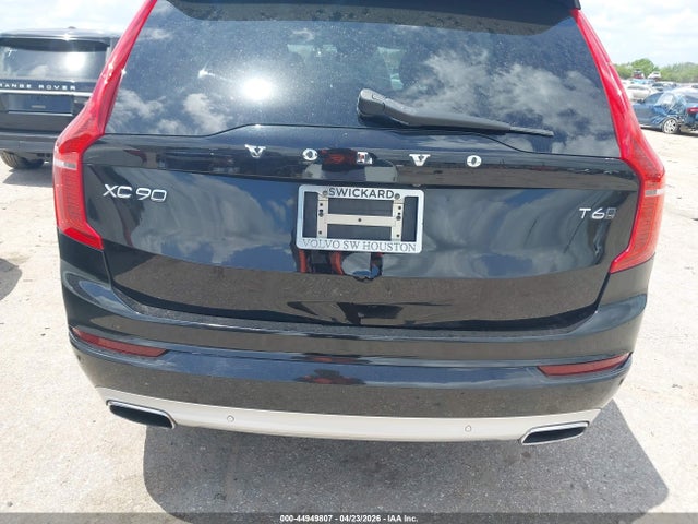 Volvo XC90 T6 Momentum