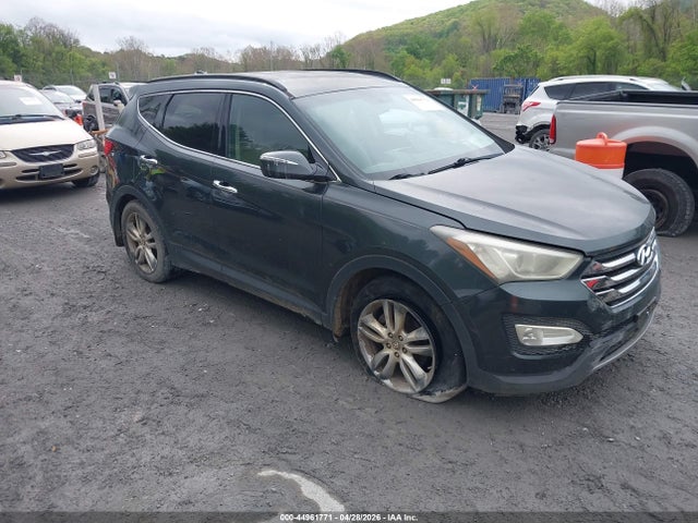 Salvage Hyundai SANTA FE Image