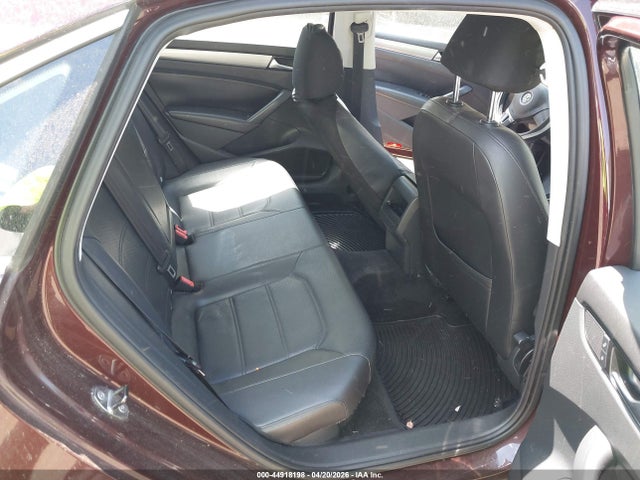 Volkswagen Passat 1.8t Wolfsburg Edition