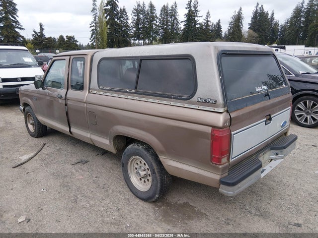 Ford Ranger Super Cab
