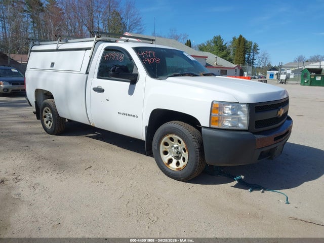 Salvage Chevrolet Silverado 1500 Image