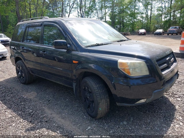 Salvage Honda Pilot Image