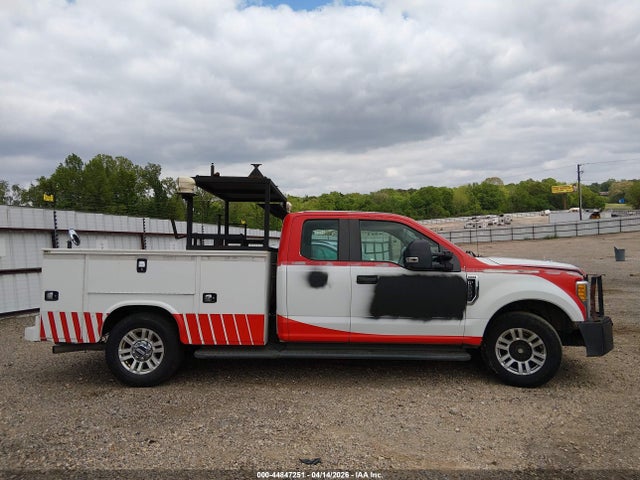 Ford F-250 Xl