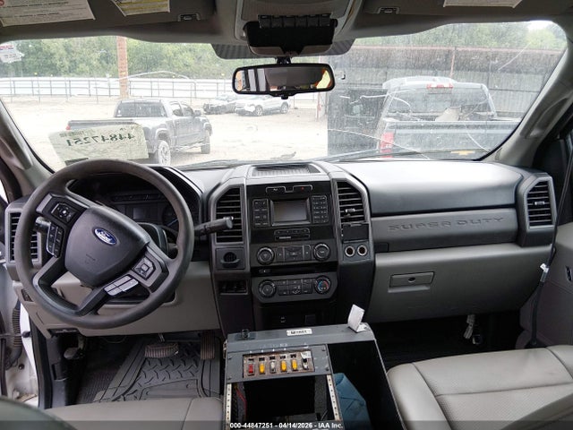 Ford F-250 Xl