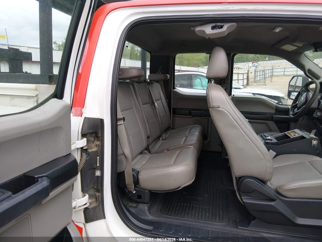 Ford F-250 Xl