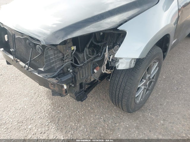 Toyota RAV4 Limited V6