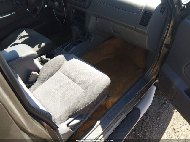 Nissan Xterra Xe-v6