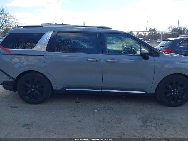 Kia Carnival Sx