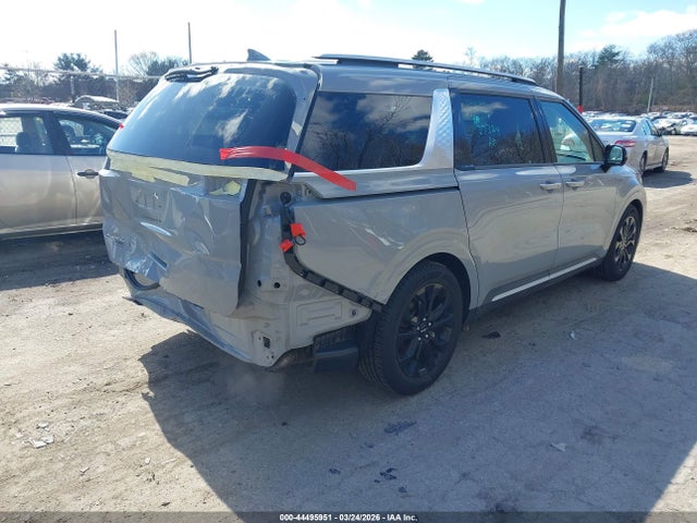 Kia Carnival Sx