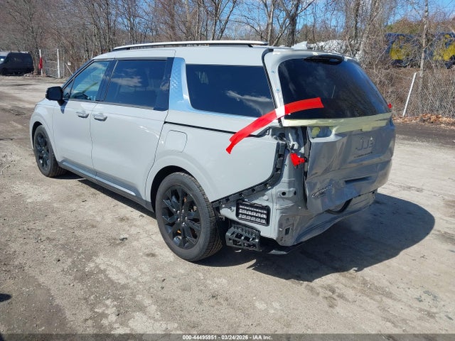 Kia Carnival Sx