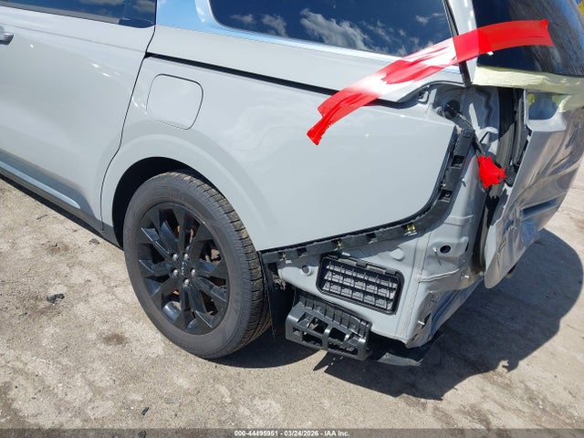 Kia Carnival Sx