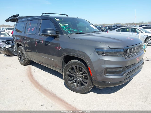 Salvage Jeep Grand Wagoneer Image