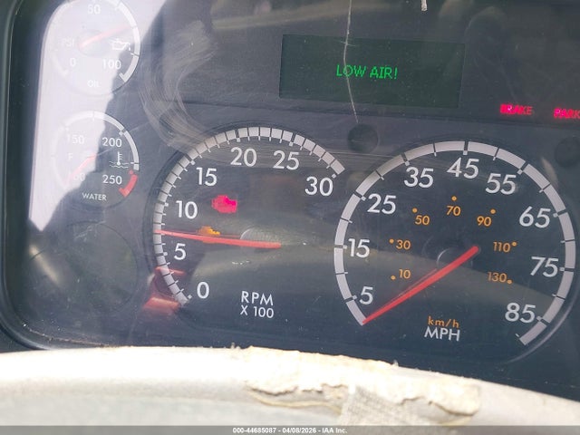 Freightliner 108sd