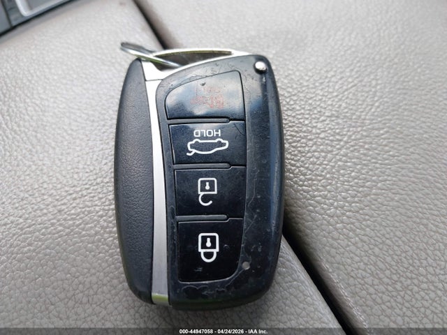 Hyundai Genesis 3.8