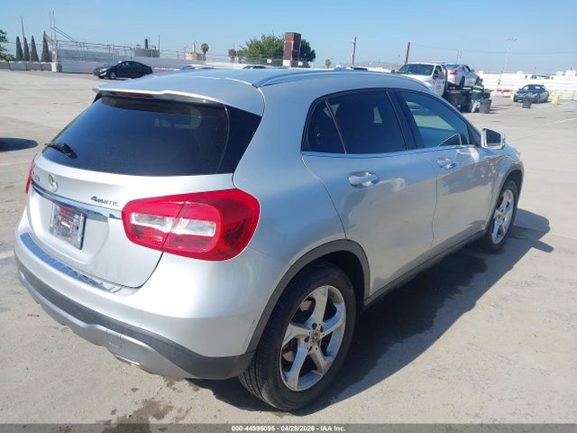 Mercedes-Benz GLA 4matic