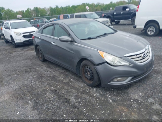 Salvage Hyundai SONATA Image