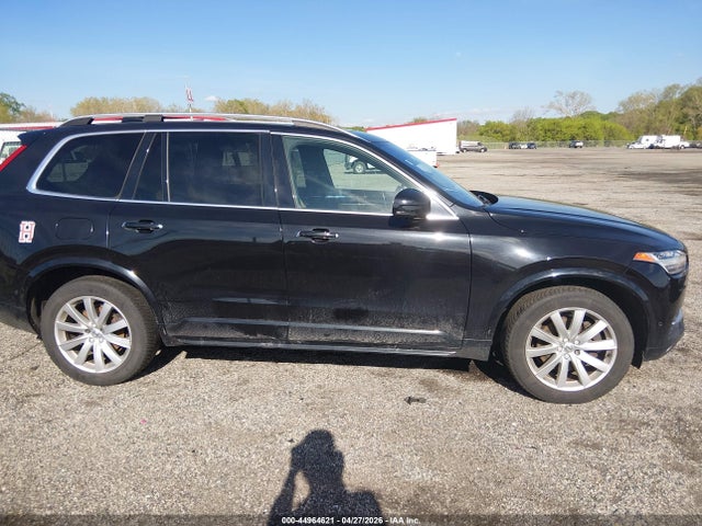 Volvo XC90 T6 Momentum