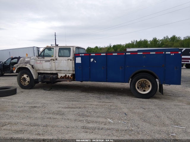 Ford F-800