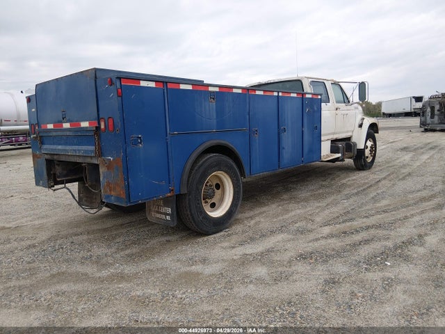 Ford F-800