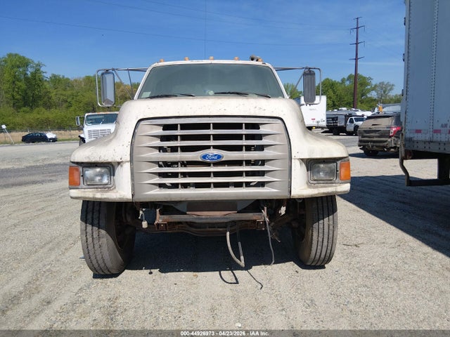 Ford F-800