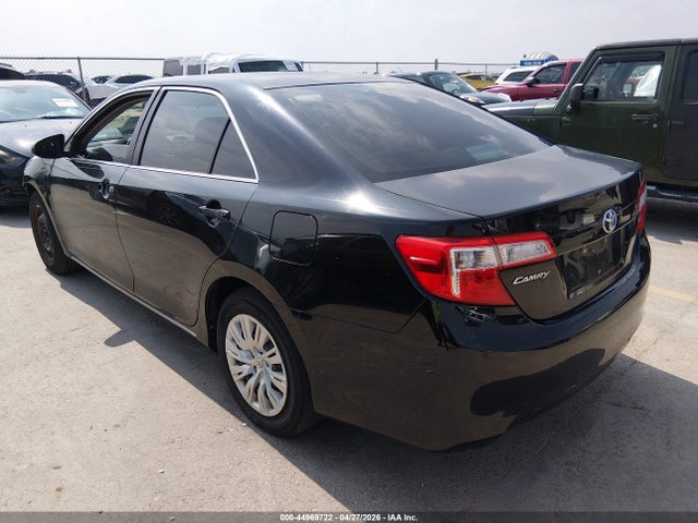 Toyota Camry Le