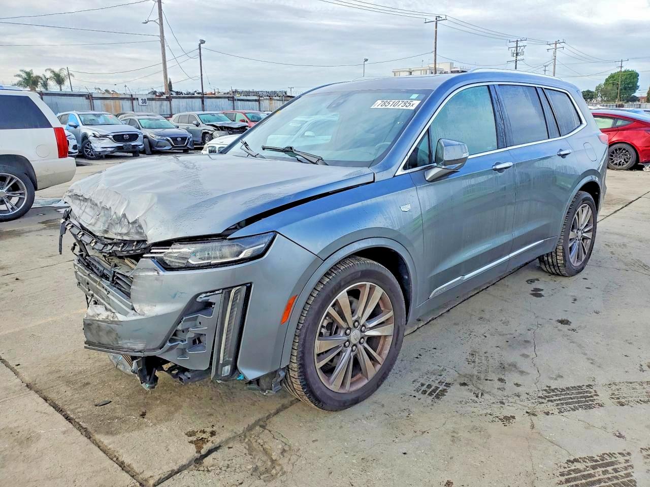 Salvage Cadillac XT6 Image