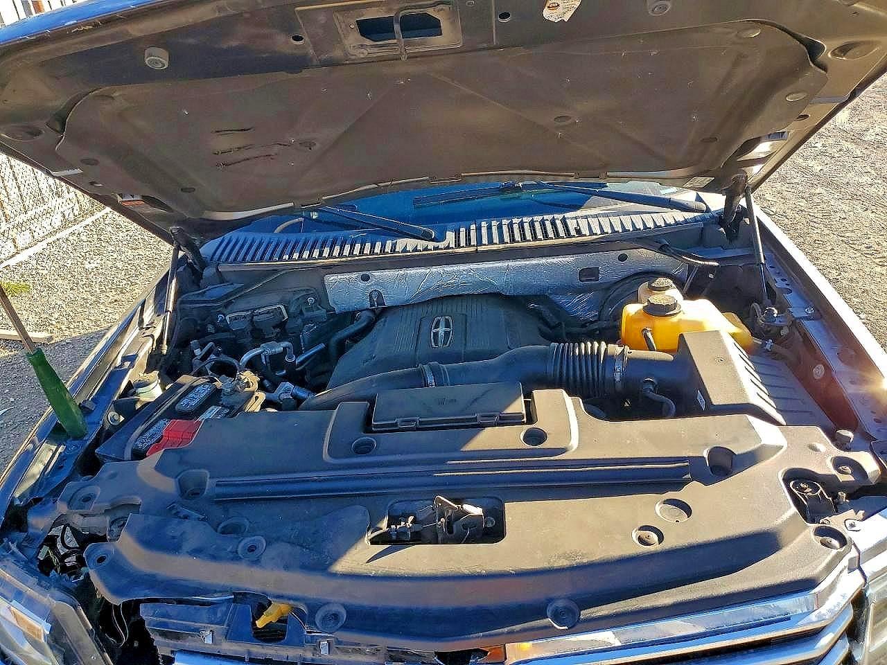 Lincoln Navigator