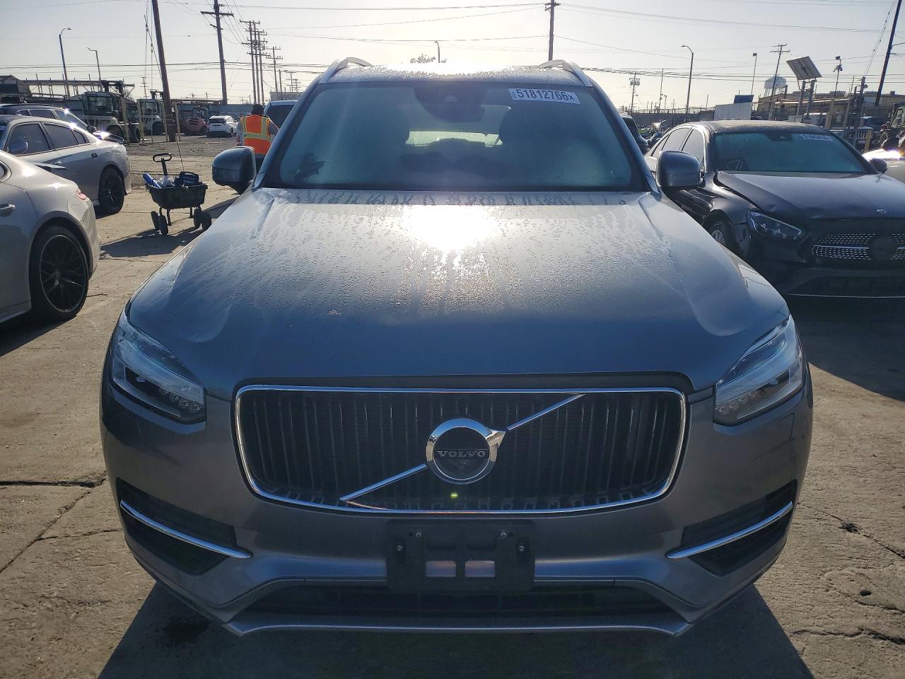 Volvo XC90 T6