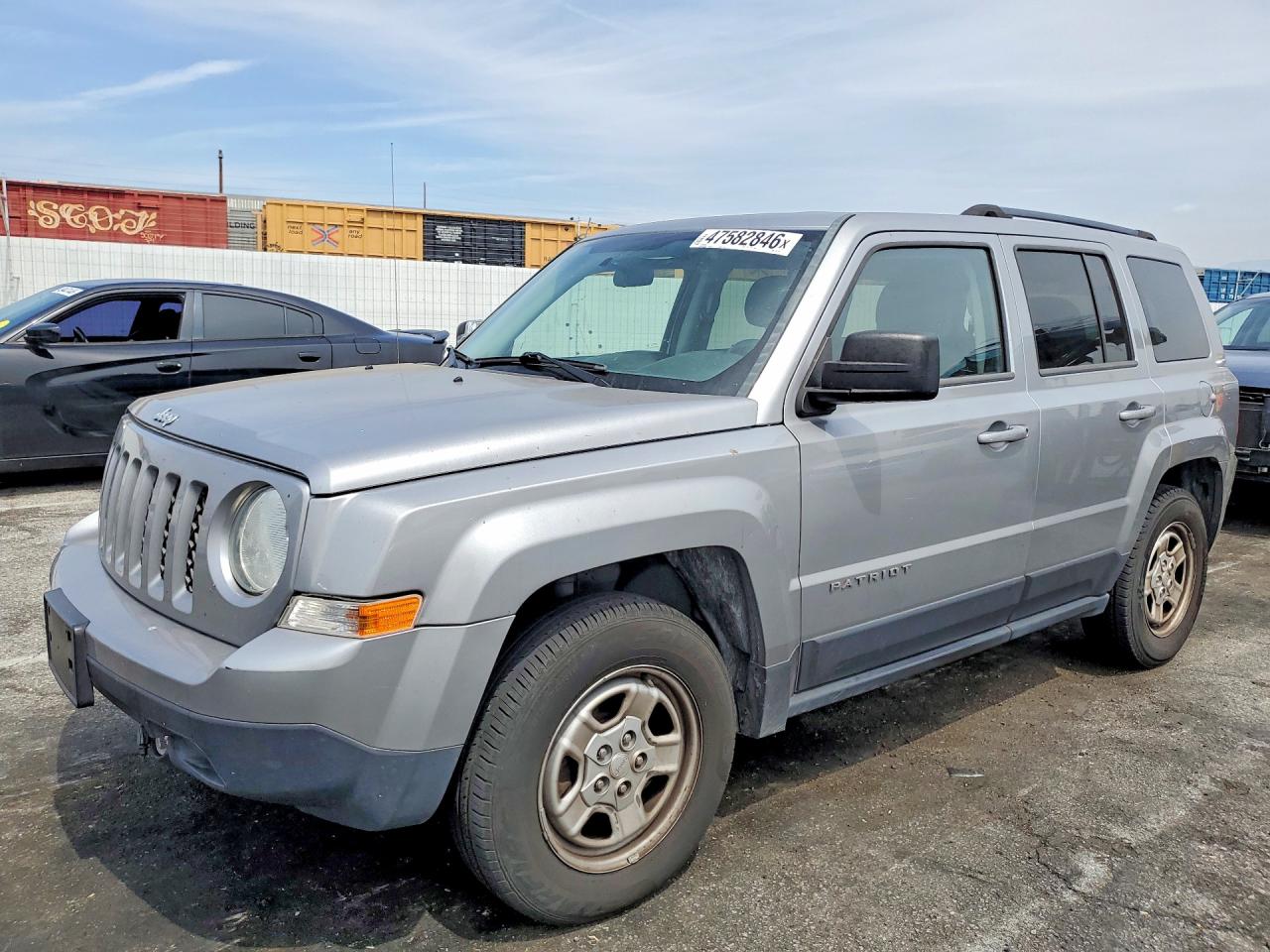 Salvage Jeep Patriot Image