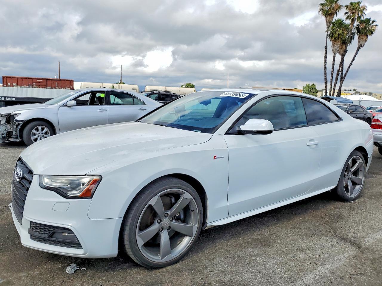 Salvage Audi S5 Image