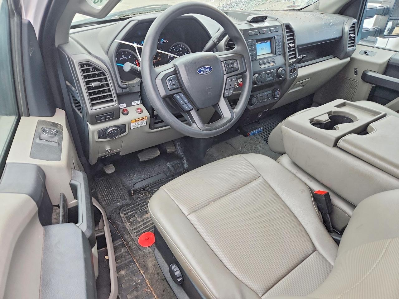 Ford F-550 Super Duty