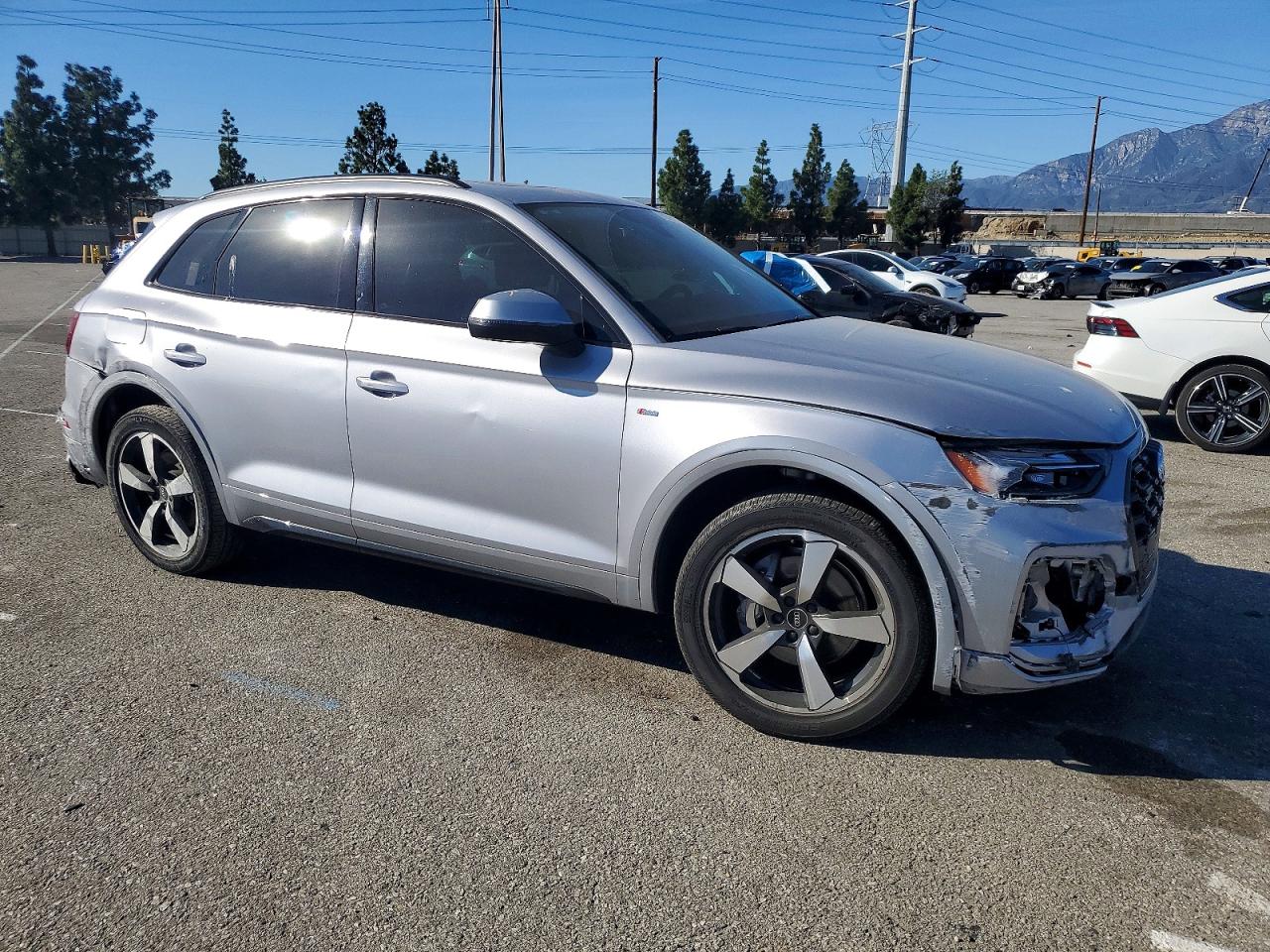Audi Q5 Premium Plus 45