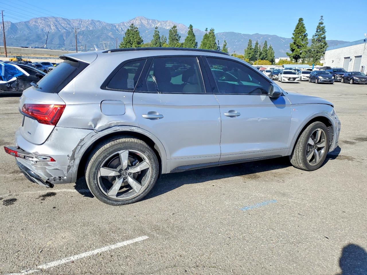 Audi Q5 Premium Plus 45