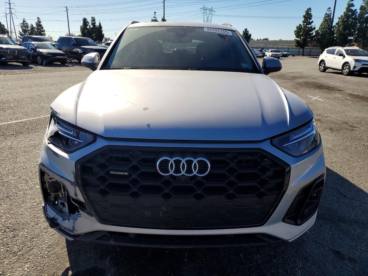 Audi Q5 Premium Plus 45