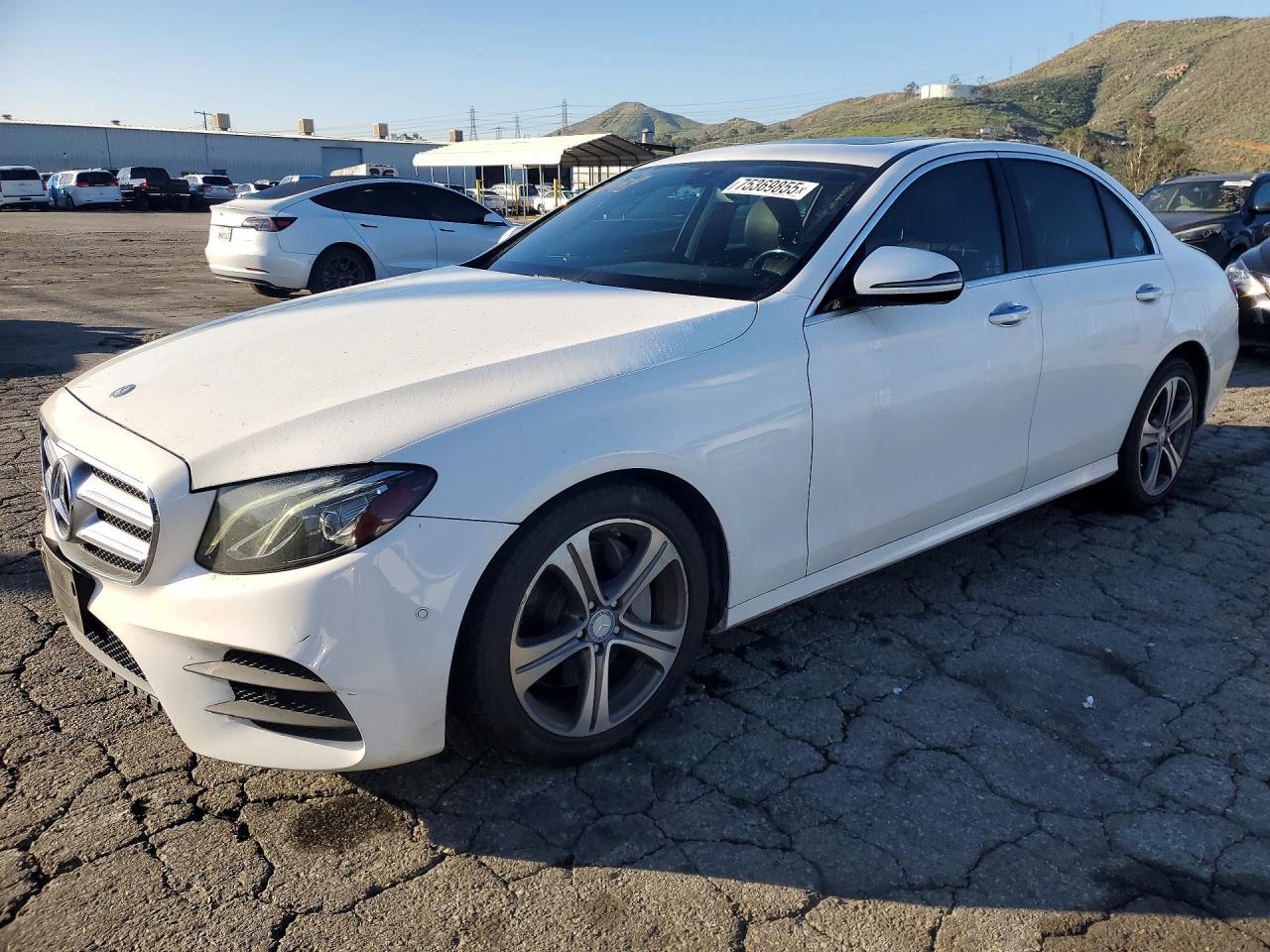 Salvage Mercedes-Benz E-Class Image