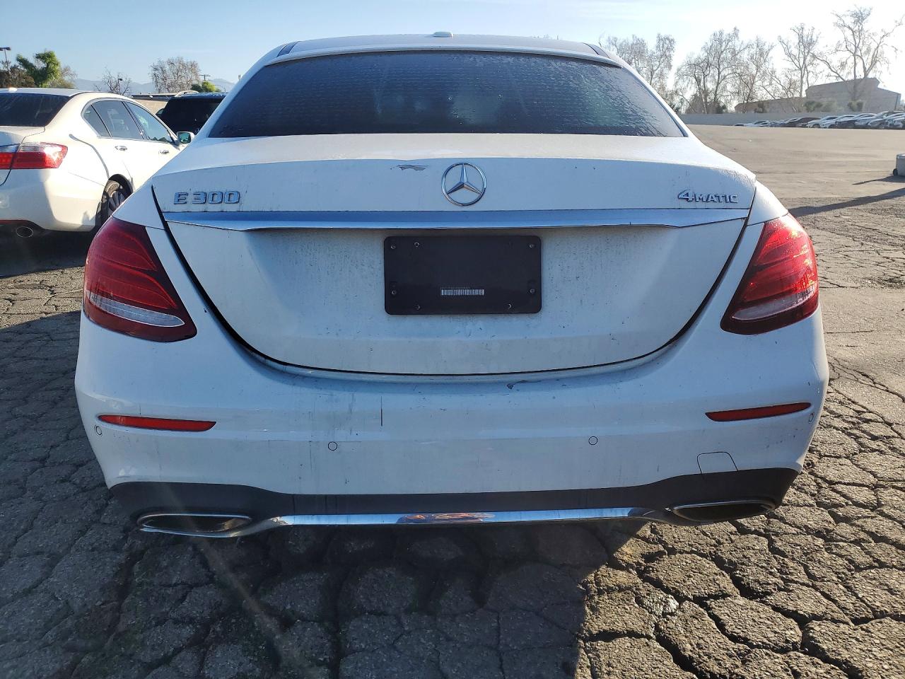 Mercedes-Benz E-Class 300 4matic
