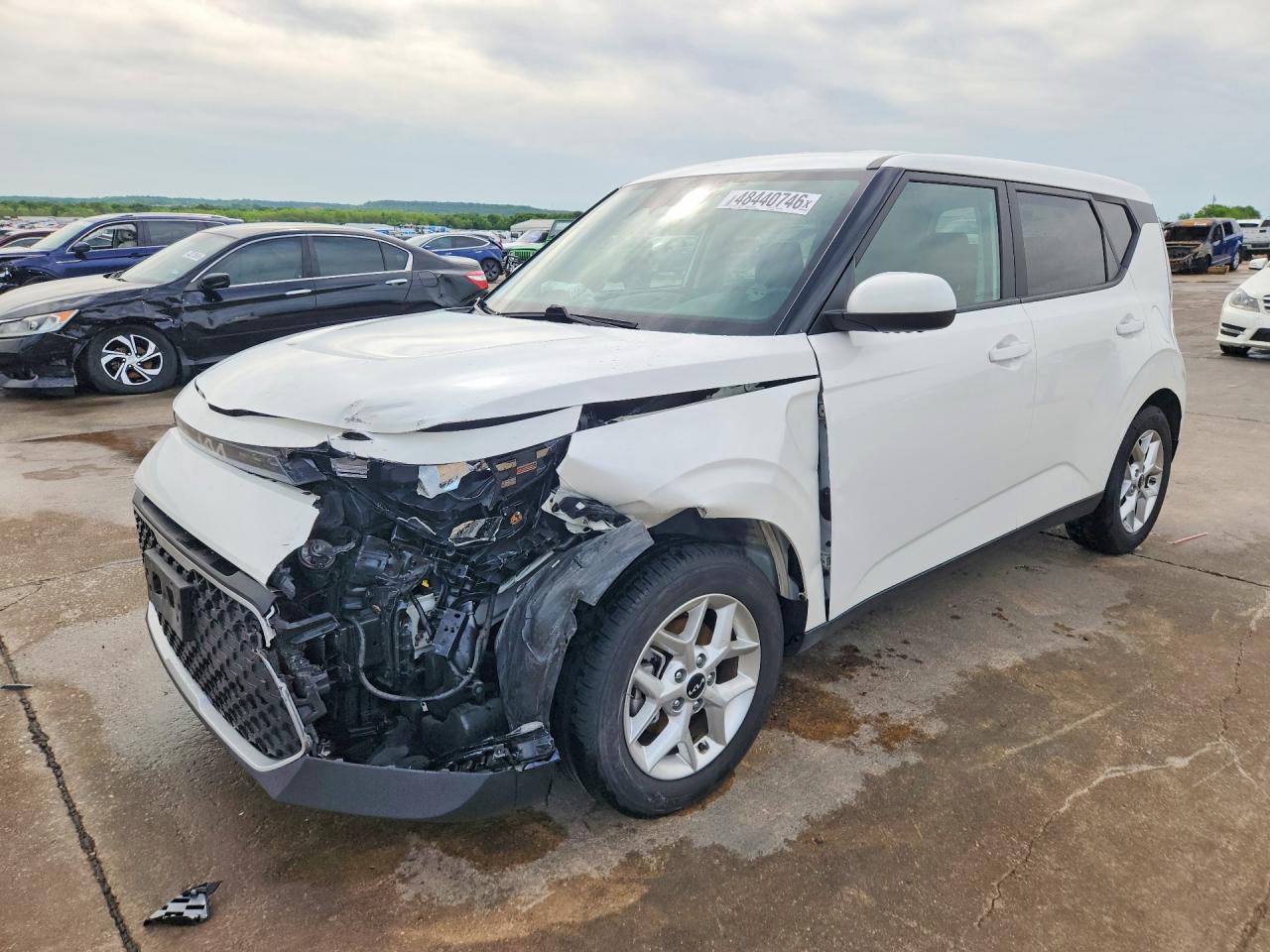Salvage Kia Soul Image