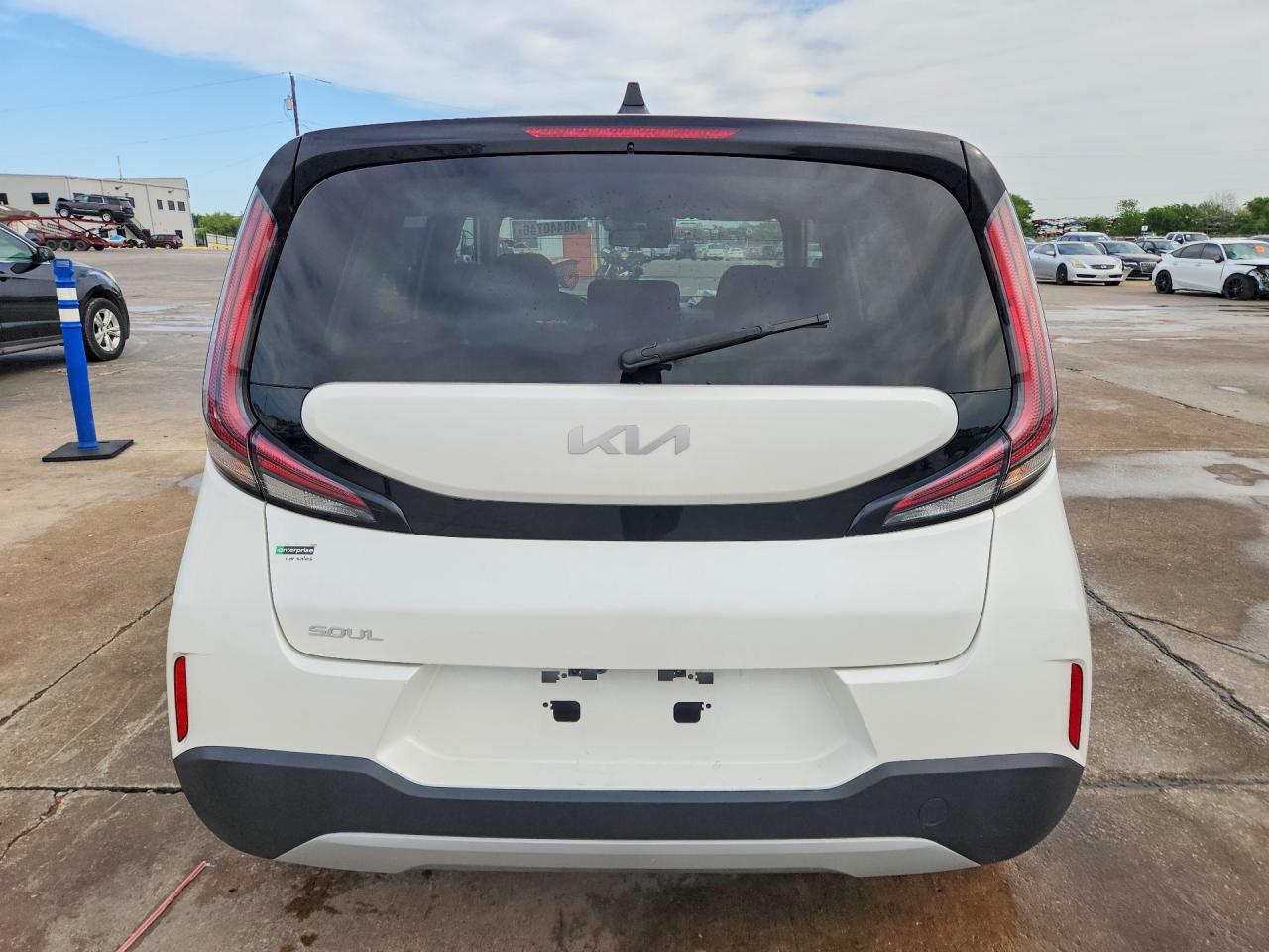 Kia Soul Lx