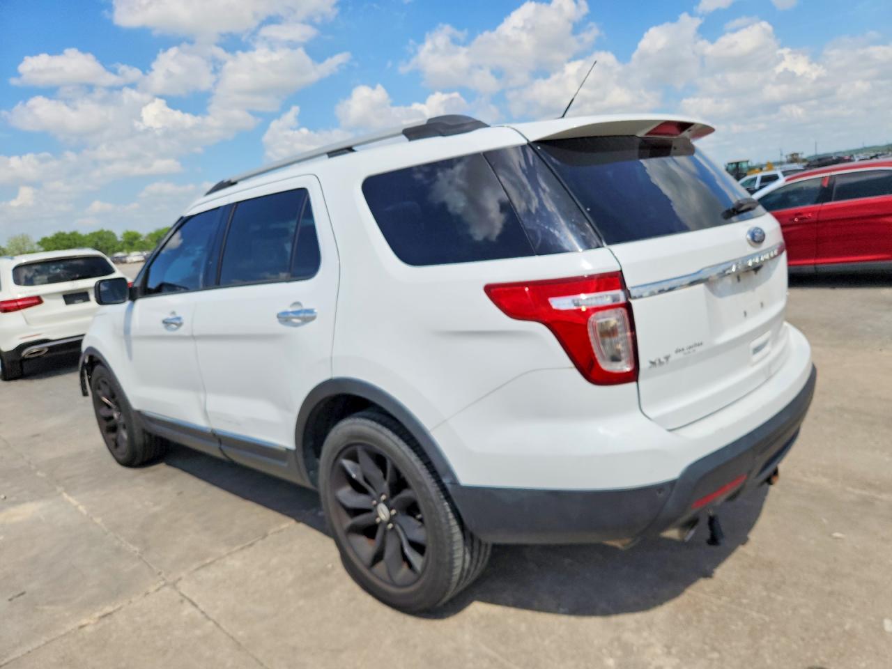 Ford Explorer Xlt