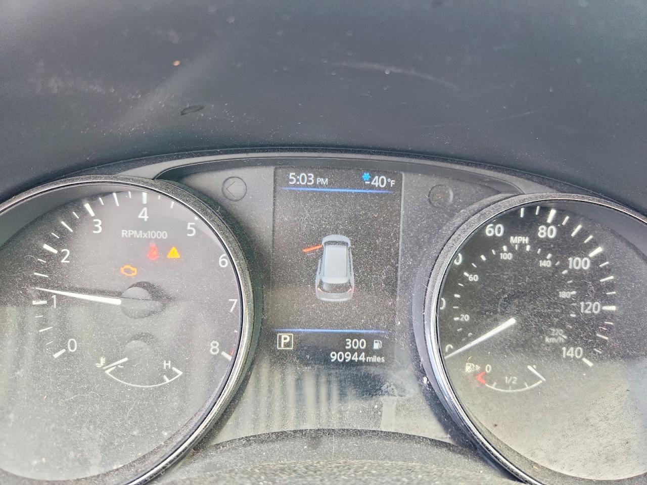 Nissan Rogue S