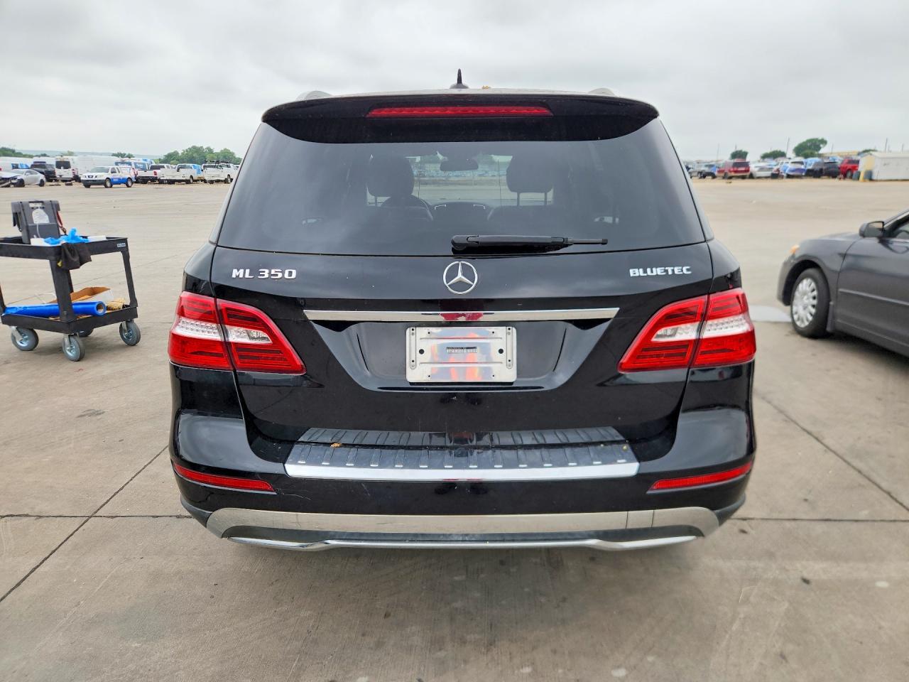 Mercedes-Benz M-Class 350 Bluetec