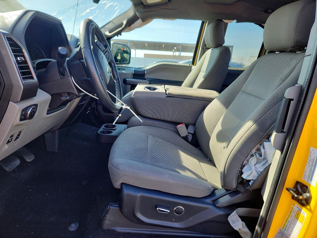 Ford F-150 Super Cab