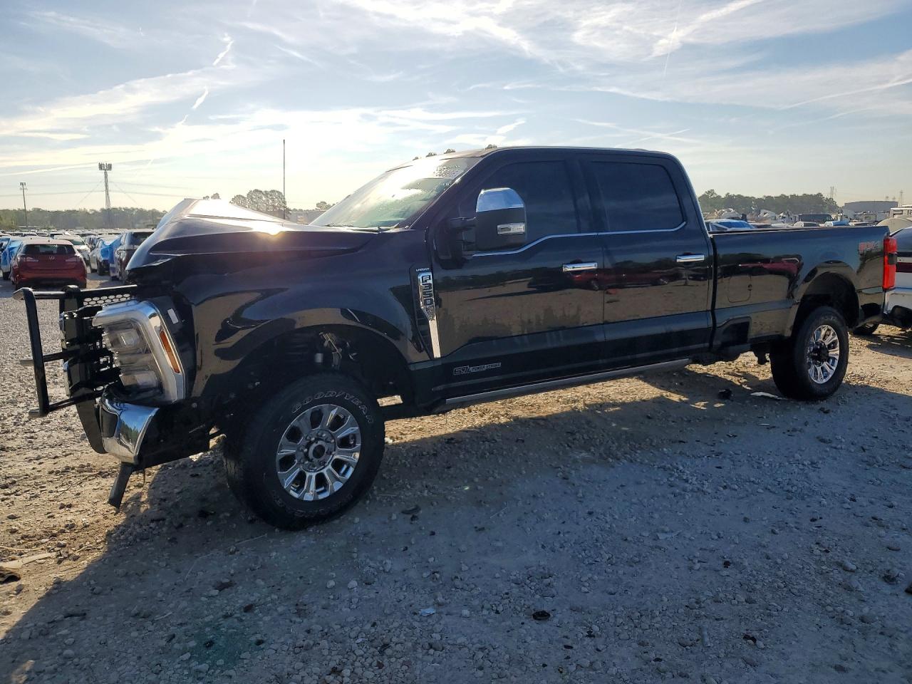 Salvage Ford F-350 Image