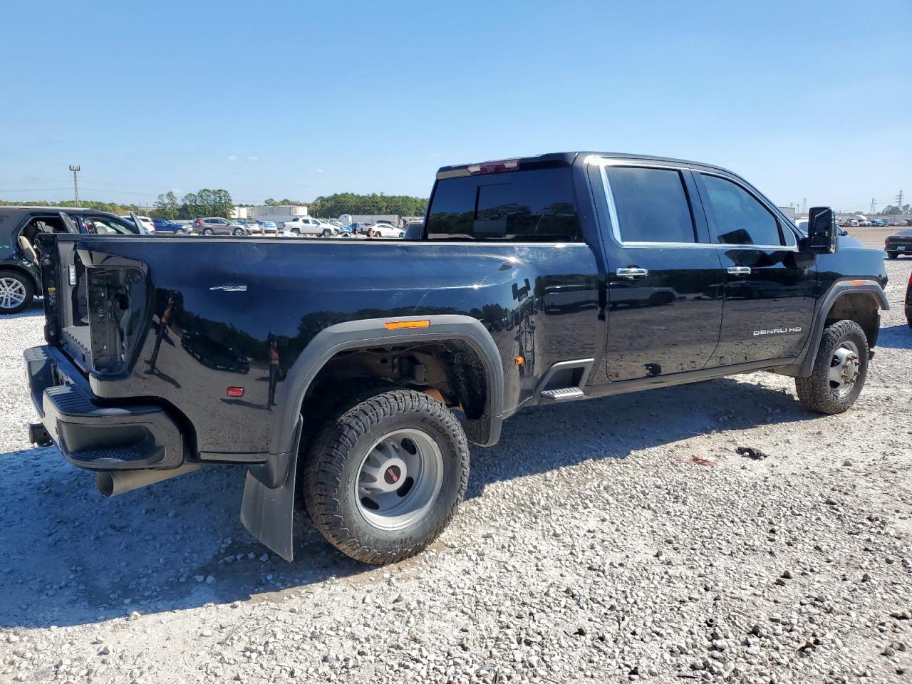 GMC Sierra K3500 Denali