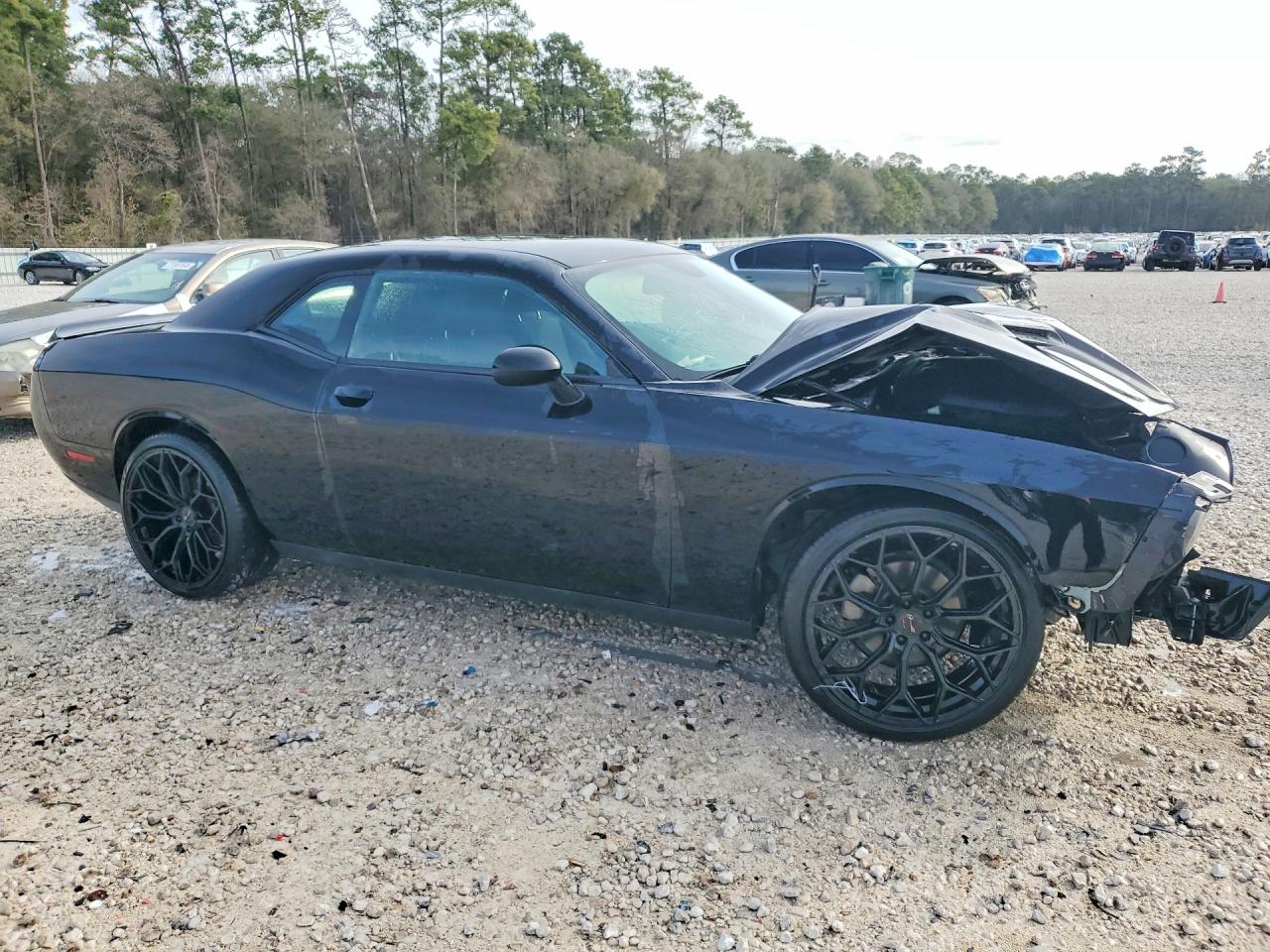 Dodge Challenger Sxt