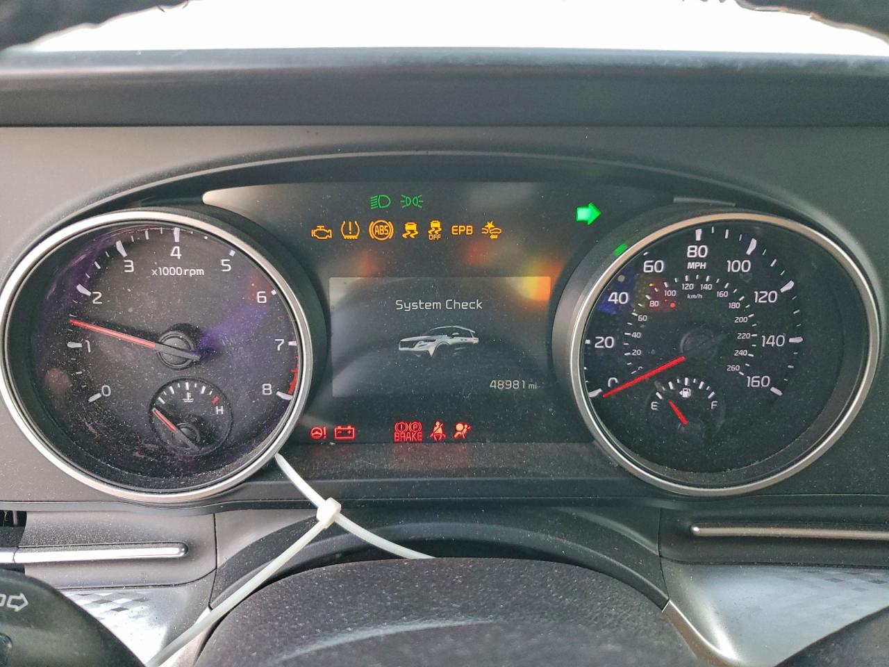 Kia Carnival Lx