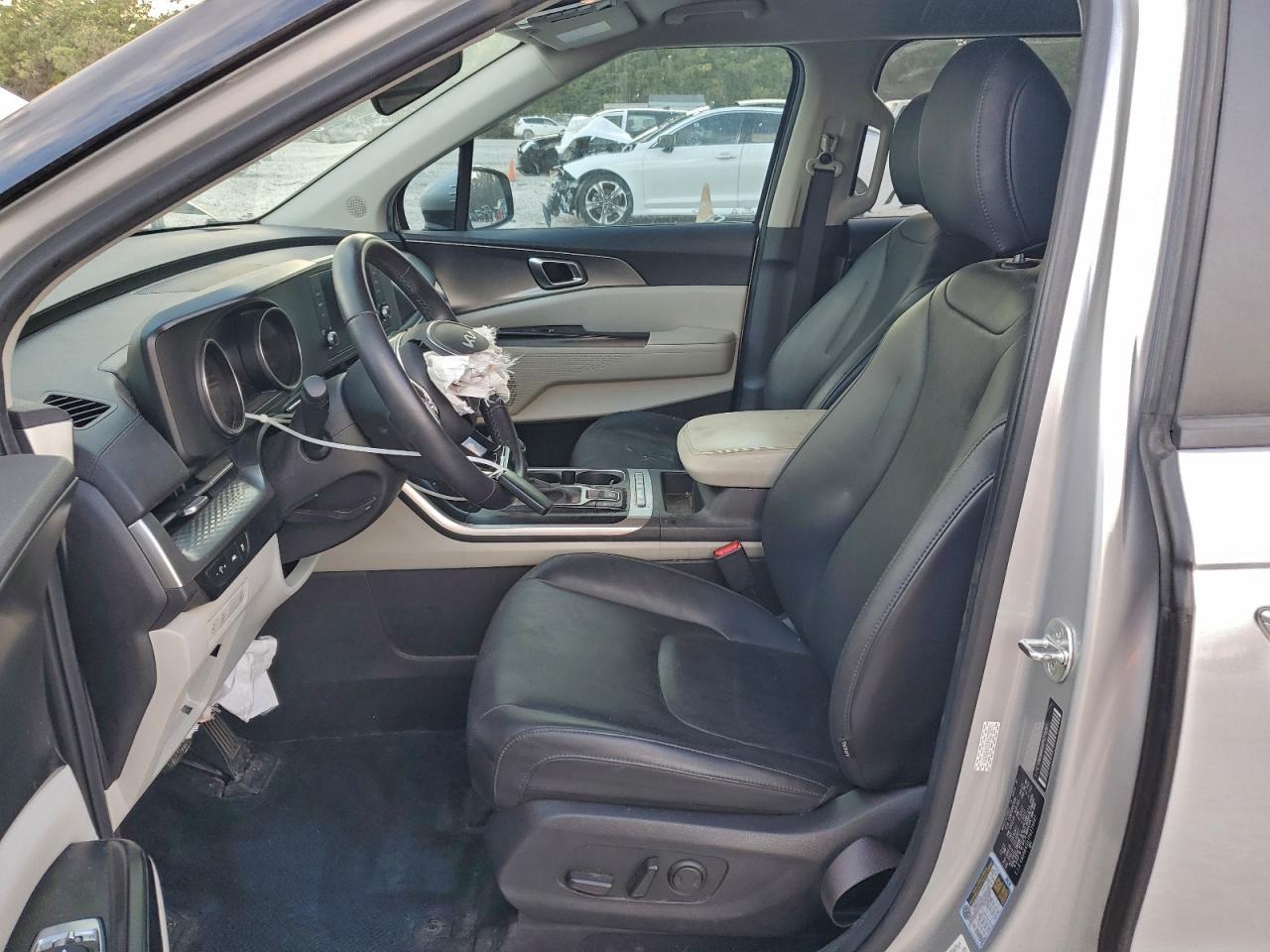 Kia Carnival Lx