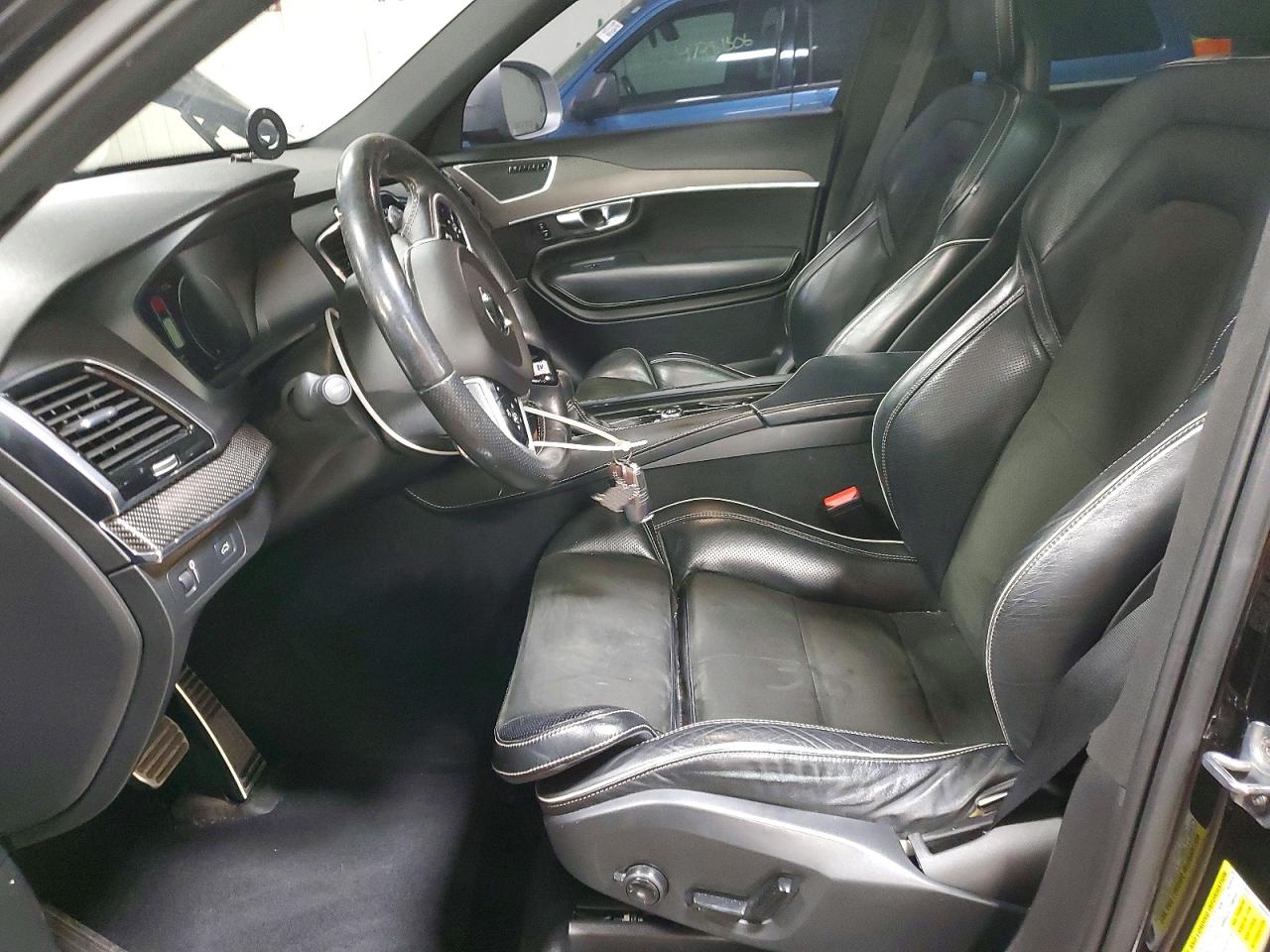 Volvo XC90 T5